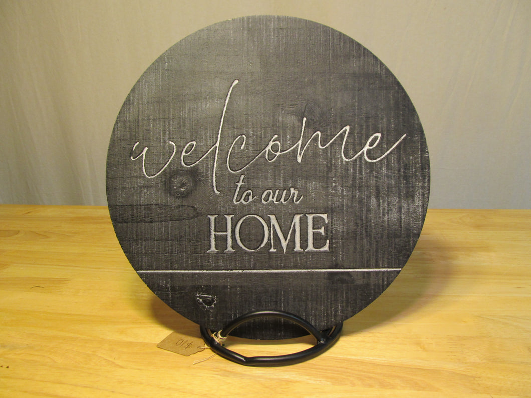 Round Welcome Sign